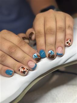 Short Structured Gel Manicure