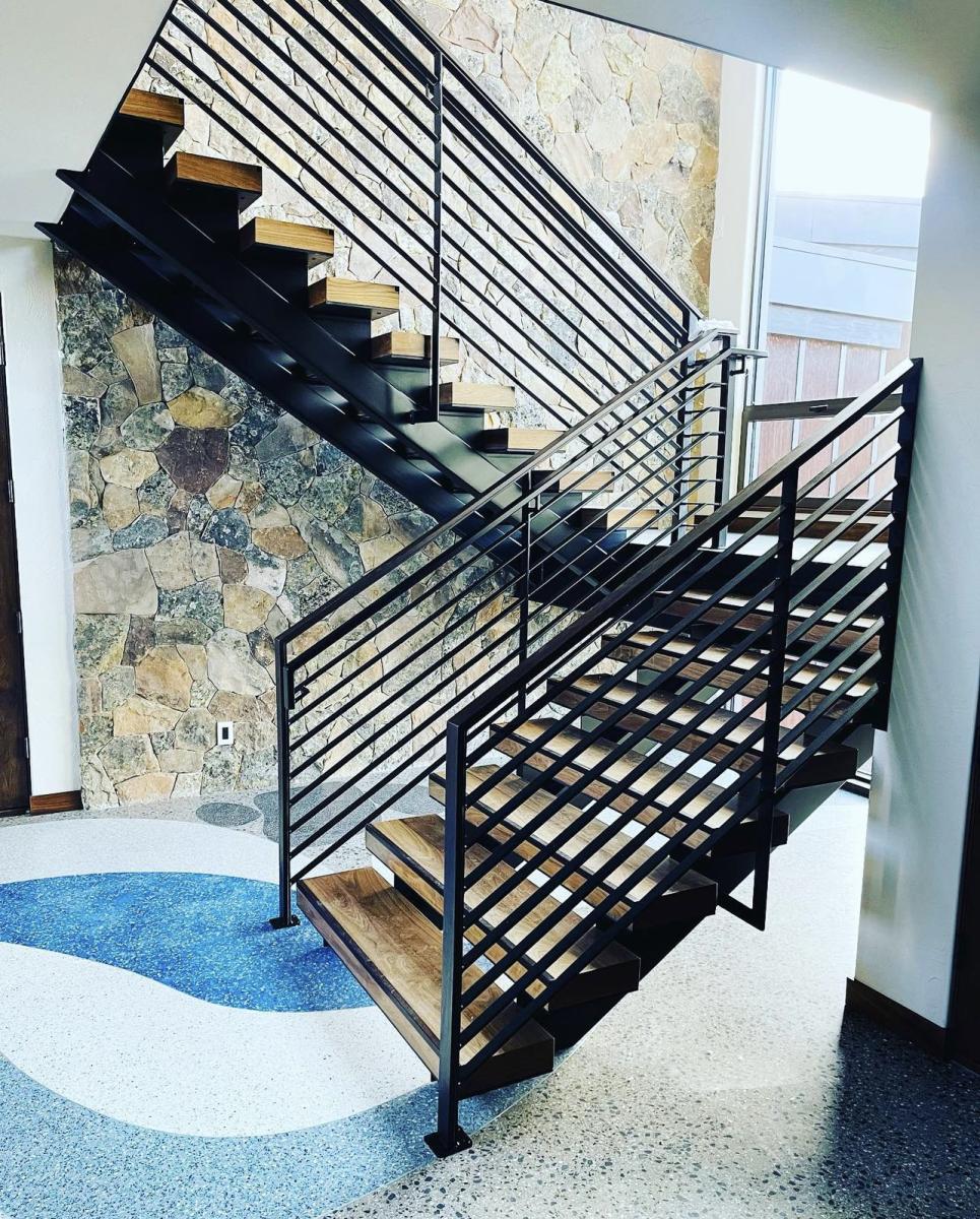 Steel guardrail and handrail installation Bend Oregon